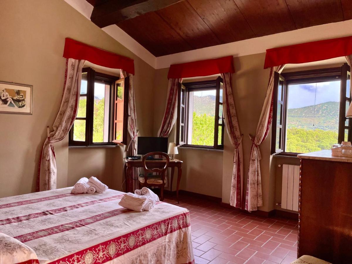 Agriturismo Le Sughere ริโอมารินา ภายนอก รูปภาพ